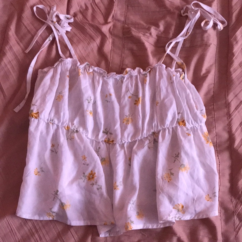 skinny strap floral shirt